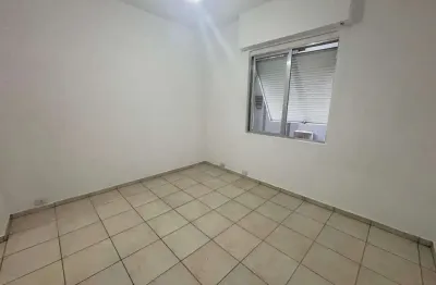 Kitnet / Stúdio à venda na Avenida Doutor Epitácio Pessoa, 230, Embaré, Santos