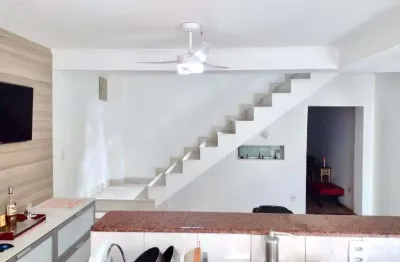 Casa ampla à venda excelente estrutura e espaço interno em santos