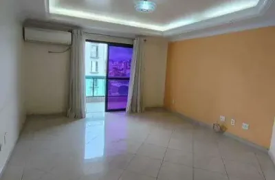 Apartamento no bairro do embaré – prédio desejado, lazer completo e próximo à praia