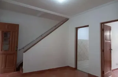 Sobrado à venda, 4 quartos, 1 suíte, Vila Mathias - Santos/SP