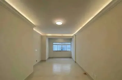 Apartamento 3 dormitórios reformado a meia quadra da praia 126m² Gonzaga