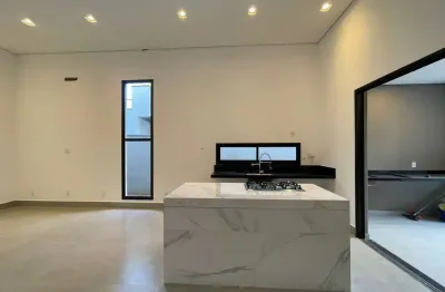 Casa térrea com 3 suítes, de 150m 2 no portal da mata.