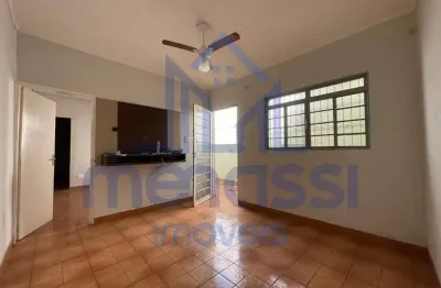 Excelente Casa Térrea, com 3 dormitórios e 139 m² no Campos Eliseos em Ribeirão Preto.