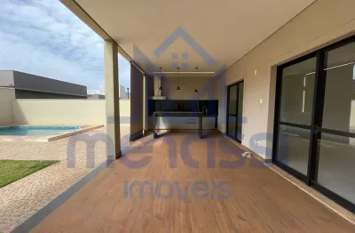 Excelente Sobrado com 3 suítes completa em armários, com 240 m² em condmínio na Vila Do Golf.