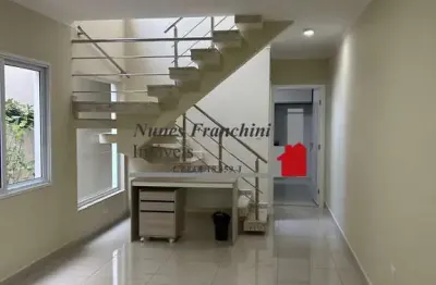 Sobrado à venda em São Paulo-SP, Água Fria: 3 quartos, 3 suítes, 1 sala, 5 banheiros, 3 vagas, 152m². Veja já!