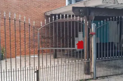 Imobiliária apresenta: Casa à venda ou locação em São Paulo-SP, Imirim. 2 quartos, 1 sala, 2 banheiros, 4 vagas de garagem.