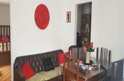 Imóvel espaçoso na vila nova cachoeirinha: casa com 4 quartos, 3 salas e 272m² em são paulo-sp