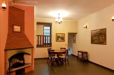 Sobrado exclusivo na zona oeste de sp em localização privilegiada, frente para duas ruas!