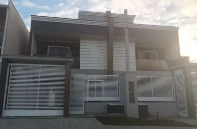 Casa com 3 quartos à venda na bernardino lemos, 193, costeira, araucária, 153 m2 por r$ 900.000