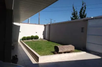 Casa com 3 quartos à venda na rua paranaguá, 199, iguaçu, araucária por r$ 850.000