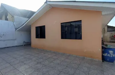 Casa com 2 quartos à venda na rua joani cabrini, 429, capela velha, araucária, 150 m2 por r$ 495.000