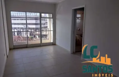Apartamento com varanda, vista livre e garagem demarcada no coraçao da vila belmiro em santos .