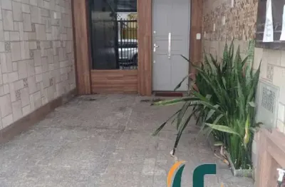 Casa com 2 quartos à venda na rua goiás, 154, gonzaga, santos, 240 m2 por r$ 1.815.000