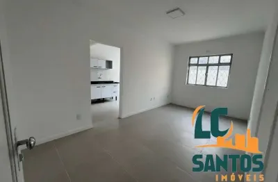 Apartamento reformado de 3 dormitórios no canal 4 em santos .