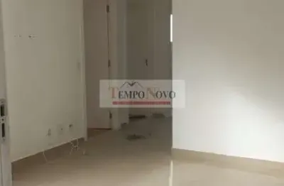 Apartamento com 2 quartos para alugar na Avenida Dr. José Maniero, Parque Taipas, São Paulo