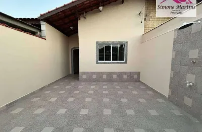 Casa com 03 dormitórios à venda na praia de mongaguá