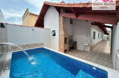Casa nova lado praia com 3 quartos e piscina à venda na cidade de mongaguá