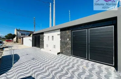 Casa nova á venda na praia de itanhaém com 02 quartos e piscina maravilhosa