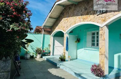 Casa lote inteiro á venda na praia de mongaguá - sp