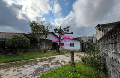 Imóvel em lote inteiro em localização privilegiada na praia de mongaguá