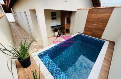 Casa nova com piscina á venda em localização privilegiada na praia de itanhaém