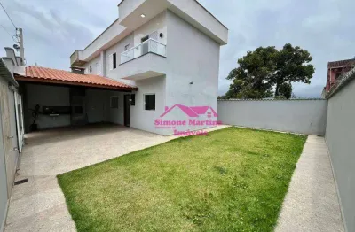 Sobrado novo com 02 quartos e amplo espaço de quintal á venda na praia