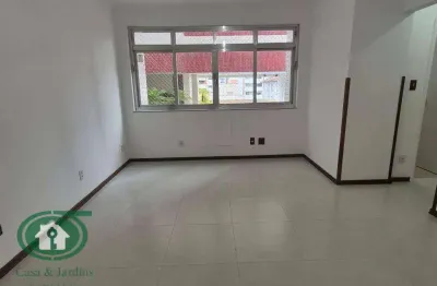 Apartamento amplo 2 dormitórios + dependência, garagem demarcada, a 1 quadra e meia da praia – Gonzaga – Santos