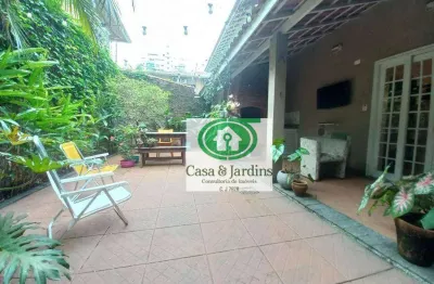 Ótima sobrado  de 3 quartos na quadra da praia do itararé proximo do gonzaguinha e itararé.