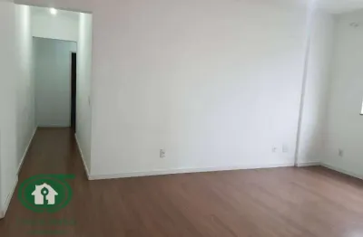 Apartamento 2 dormitórios, suíte, qto e wc empregada - predio c/ elevador e garagem demarcada - embaré / santos
