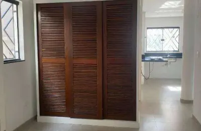 Vende ou aluga sobrado residencial na ponta da praia, santos/sp - finamente reformado
