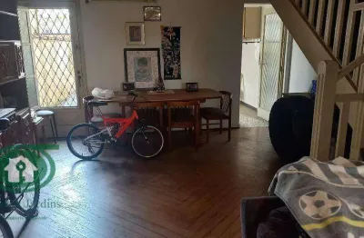 Casa na rua carvalho de mendonça com terreno,5x30 mts, prox a av ana costa