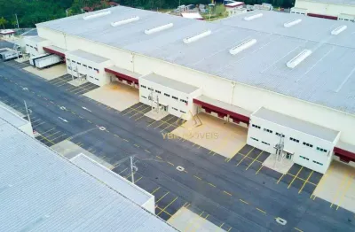 Galpão à venda, com renda, 1300 m² por r$ 5.851.440 - bairro das pedras - vargem grande paulista/sp