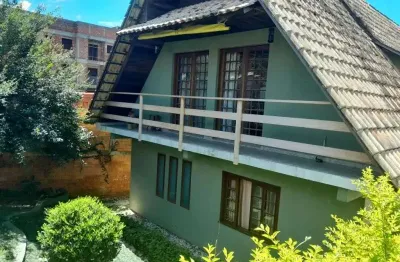Casa com 3 quartos à venda na Rua Júlia Thereza Bini, 1198, Centro, Araucária