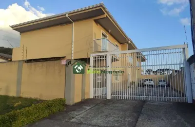 Casa com 3 quartos à venda na Rua Dorinha Jess Sfrendrych, 115, Estação, Araucária