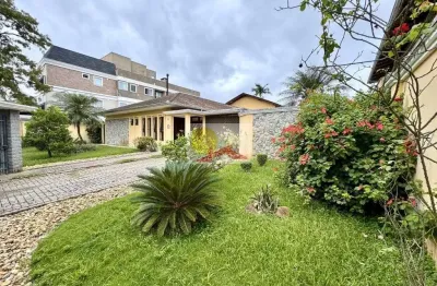 Casa com 5 quartos à venda no Saguaçu, Joinville 