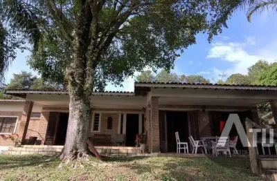 Chácara á venda  em atibaia  1.600 mts da fernão  dias valor 1.100,000.00.
