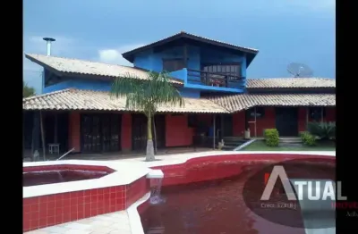 Casa á venda - em estilo rústica- em codomínio de alto padrão - piracaia