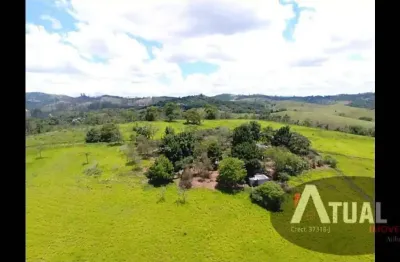 Sítio em igaratá ótimo local com 40.247m² e riachinho