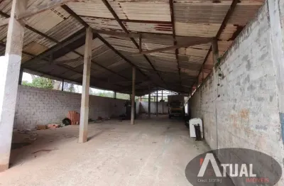 Galpão com 11.000 de terreno e 970 m² de área construída