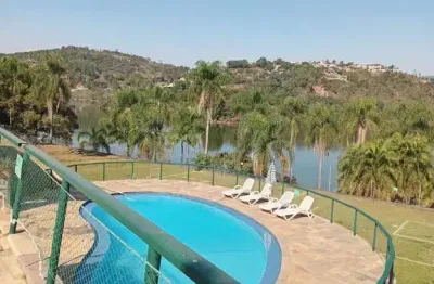 Casa de auto padrão à venda na beira da represa- mairiporã