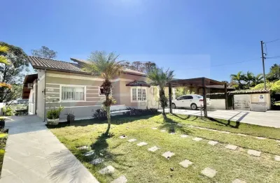 Casa em condomínio fechado com 5 quartos à venda na Rua Platina, 262, Jardim do Golf I, Jandira, 400 m2 por R$ 2.580.000