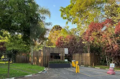 Casa de luxo em condomínio à venda em jandira-sp: 5 quartos, 5 suítes, 6 banheiros, 4 vagas, 383m².