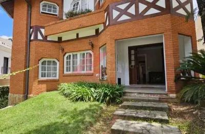 Casa em condomínio de luxo à venda em jardim casa branca, embu das artes-sp: 4 quartos, 4 suítes, 6 banheiros, 9 vagas.