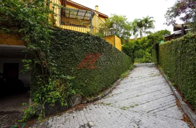 Luxuosa mansão de 4 suítes na granja viana ii, cotia-sp: 482m², 2 salas, 7 banheiros, 6 vagas. imperdível!