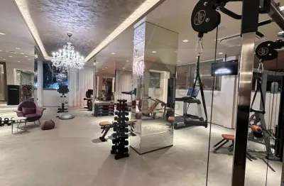 Apartamento de alto padrão com linda vista para o parque ibirapuera. 307 m², com pé direito duplo . 4 dormitórios, 4 suítes, 6 banheiros, 4 vagas