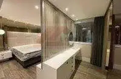 Duplex exclusivo nos jardins: 110m² útil, 2 suítes, 3 banheiros, 2 vagas.