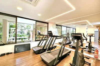 Campo belo apartamento à venda recém reformado com varanda gourmet 202 m² - 4 quartos sendo 3 suítes - 3 vagas.