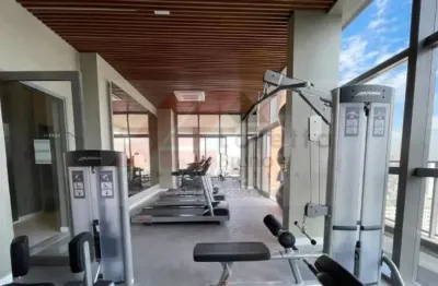 Apartamento penthouse no 25º andar em localização elevada da cidade, 70 m², 1 suíte e 1 vaga.