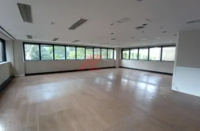 Sala comercial para alugar na Rua Funchal, 224, Vila Olímpia, São Paulo
