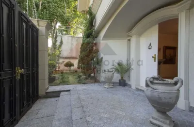 Casa com 4 quartos à venda na Rua Araripina, 150, Jardim Guedala, São Paulo